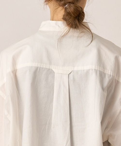 ALLUMER（アリュメール）の「コットンローンワイドシルエットクロップドシャツ（シャツ/ブラウス・レディース・ブラック/ホワイト・1）」の8枚目の写真