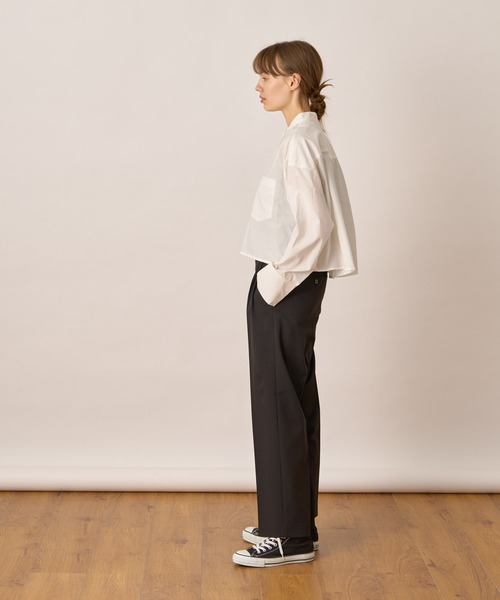 ALLUMER（アリュメール）の「コットンローンワイドシルエットクロップドシャツ（シャツ/ブラウス・レディース・ブラック/ホワイト・1）」の10枚目の写真