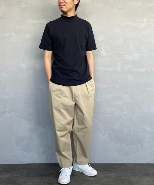 HANES（ヘインズ）の「【WEB限定】[HANES/ヘインズ] ショートスリーブ モックネックTシャツ（Tシャツ/カットソー・レディース・ホワイト/チャコールグレー/ブラック・S/M）」の7枚目の写真