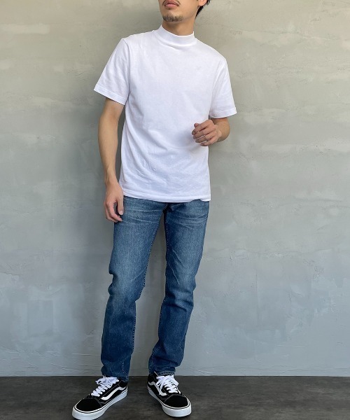 HANES（ヘインズ）の「【WEB限定】[HANES/ヘインズ] ショートスリーブ モックネックTシャツ（Tシャツ/カットソー・レディース・ホワイト/チャコールグレー/ブラック・S/M）」の5枚目の写真