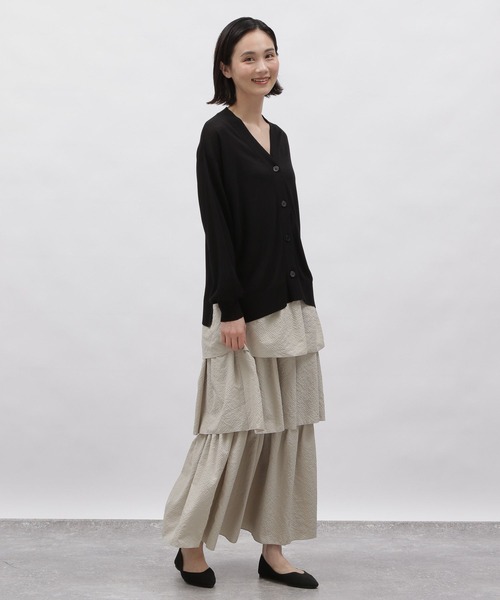 LAKOLE(ラコレ)の「シアーVネックカーディガン / 112100(カーディガン/ボレロ・レディース・イエロー/ブルー/ブラック・SMALL/MEDIUM)」の5枚目の写真