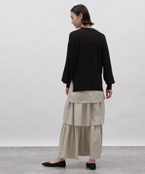 LAKOLE(ラコレ)の「シアーVネックカーディガン / 112100(カーディガン/ボレロ・レディース・イエロー/ブルー/ブラック・SMALL/MEDIUM)」の7枚目の写真