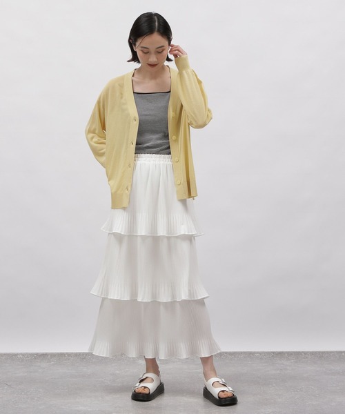 LAKOLE(ラコレ)の「シアーVネックカーディガン / 112100(カーディガン/ボレロ・レディース・イエロー/ブルー/ブラック・SMALL/MEDIUM)」の10枚目の写真