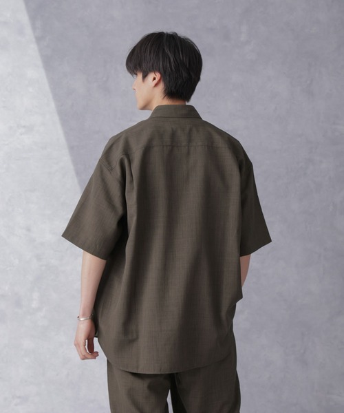 NANO universe（ナノユニバース）の「ライトウェイトドライシャツ 半袖(セットアップ可)（シャツ/ブラウス・メンズ・グレー/ブラウン/ネイビー・L/M/S）」の11枚目の写真