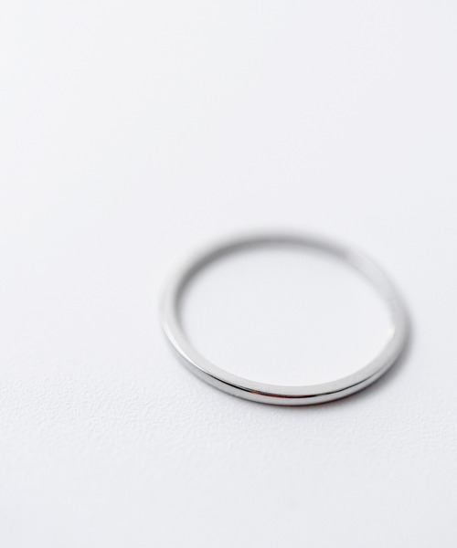 TUWAKRIM(トゥワクリム)の「【TUWAKRIM】Effect ring(リング・レディース・シルバー/ゴールド・LARGE/MEDIUM/SMALL/X-SMALL/XX-SMALL/XXX-SMALL/XX-LARGE/X-LARGE)」の9枚目の写真