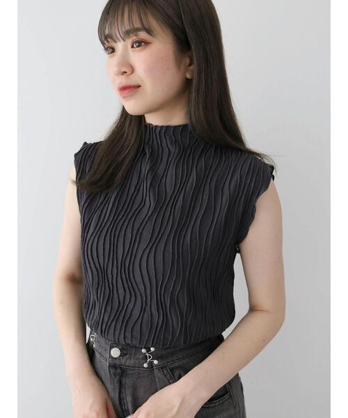Petit fleur（プチフルール）の「・Petit　Fleur　ウェーブメロープルオーバー（Tシャツ/カットソー・レディース・グリーン/ブラック/チャコールグレー/オフホワイト・FREE）」の10枚目の写真