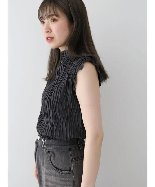 Petit fleur（プチフルール）の「・Petit　Fleur　ウェーブメロープルオーバー（Tシャツ/カットソー・レディース・グリーン/ブラック/チャコールグレー/オフホワイト・FREE）」の11枚目の写真