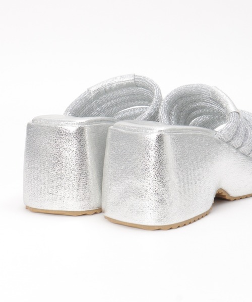 notch.（ノッチ）の「チューブウエッジサンダル（サンダル・レディース・ブラック/シルバー系・M/L）」の17枚目の写真