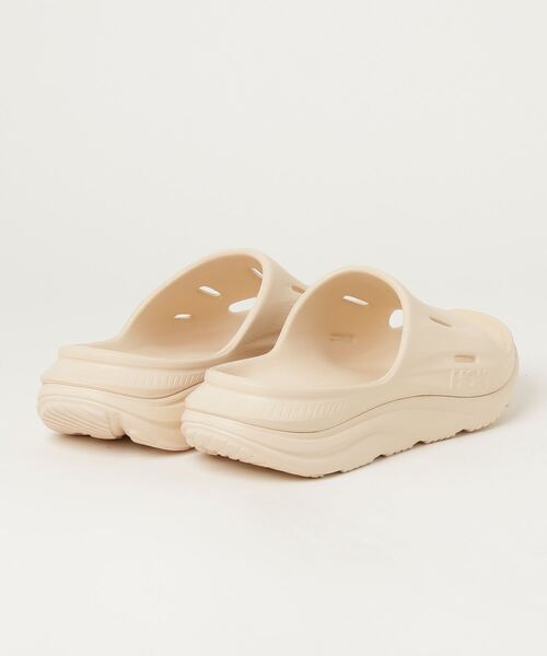 HOKA（ホカ）の「ホカ HOKA オラリカバリースライド 3_ORA RECOVERY SLIDE 3（サンダル・メンズ・オフホワイト・24.0cm/23.0cm/26.0cm/25.0cm）」の2枚目の写真