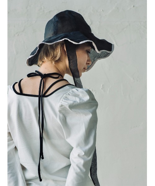ORIENT MILLINERY(オリエント ミリナリー)の「rosemallow【ローズマロウ】シアーつば広ハット(ハット・レディース・グリーン/ホワイト/ベージュ/ブラック・FREE)」の8枚目の写真
