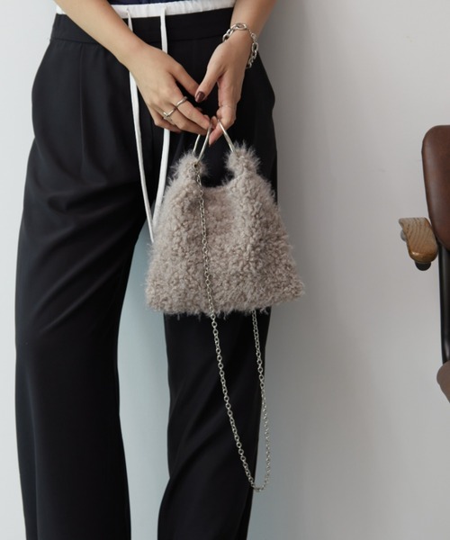 Aunt Marie's(アントマリーズ)の「2WAYファーチェーンBAG/ショルダーバッグ(ショルダーバッグ・レディース・グレイッシュベージュ/アイボリー/オレンジ/その他・FREE)」の5枚目の写真