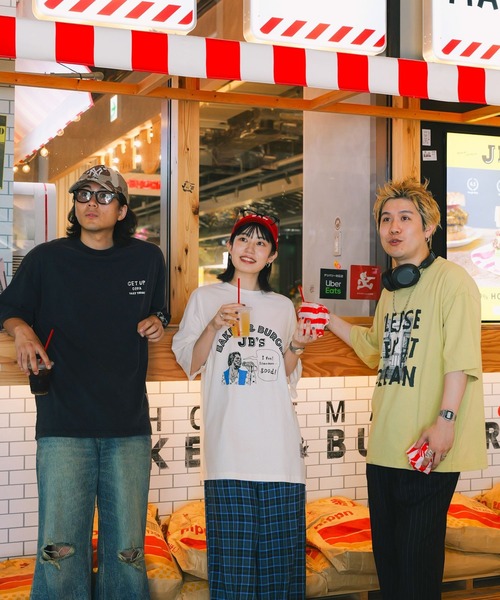 RAGEBLUE（レイジブルー）の「【JBｓ】JBｓコラボ/イラストプリントオーバーサイズTシャツ（Tシャツ/カットソー・メンズ・ホワイト/オリーブ/ダークグレー・MEDIUM/LARGE）」の4枚目の写真