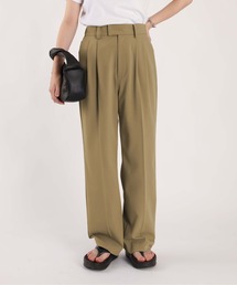 1chaku.（イッチャク）の「ツータックストレートパンツ（スラックス）」