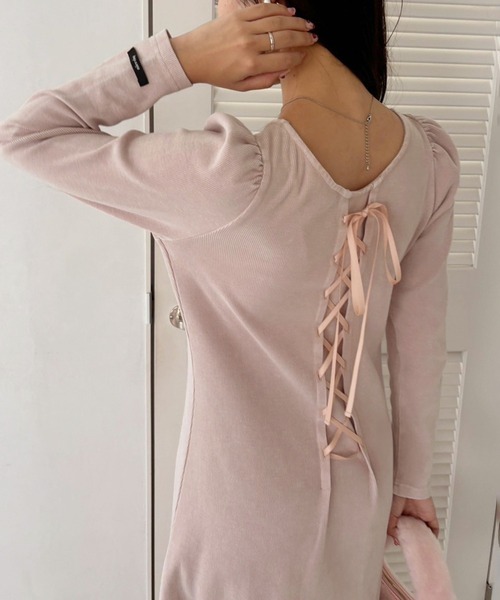 one after another NICE CLAUP（ワンアフターアナザーナイスクラップ）の「レースアップロングワンピース（ワンピース・レディース・オフホワイト/チャコールグレー/ピンク・FREE）」の3枚目の写真