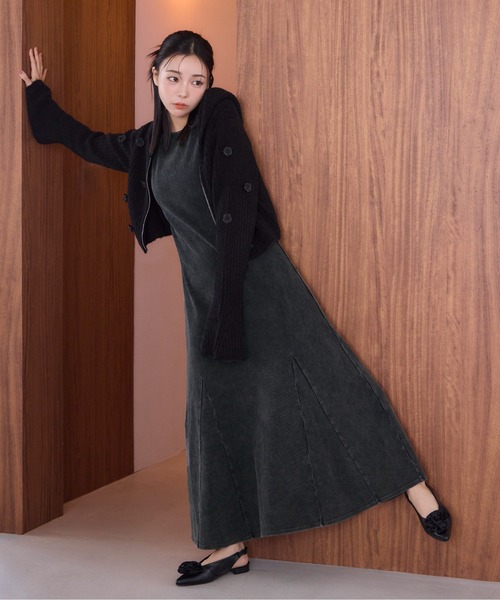 one after another NICE CLAUP（ワンアフターアナザーナイスクラップ）の「レースアップロングワンピース（ワンピース・レディース・オフホワイト/チャコールグレー/ピンク・FREE）」の17枚目の写真