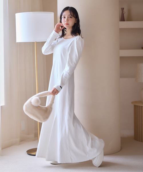 one after another NICE CLAUP（ワンアフターアナザーナイスクラップ）の「レースアップロングワンピース（ワンピース・レディース・オフホワイト/チャコールグレー/ピンク・FREE）」の6枚目の写真