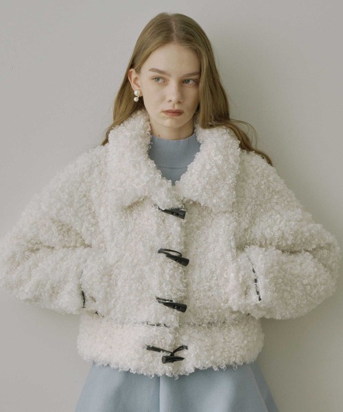 VIOLETTA ボアショートコート ホワイト Mサイズ _ ボアショートコート white / purple / black 11,500yen+tax プードル