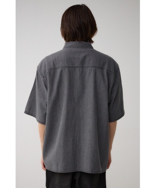AZUL by moussy（アズールバイマウジー）の「ライトオンスデニムオーバーシャツ（シャツ/ブラウス・メンズ・ライトブラック/ライトブルー・FREE）」の8枚目の写真