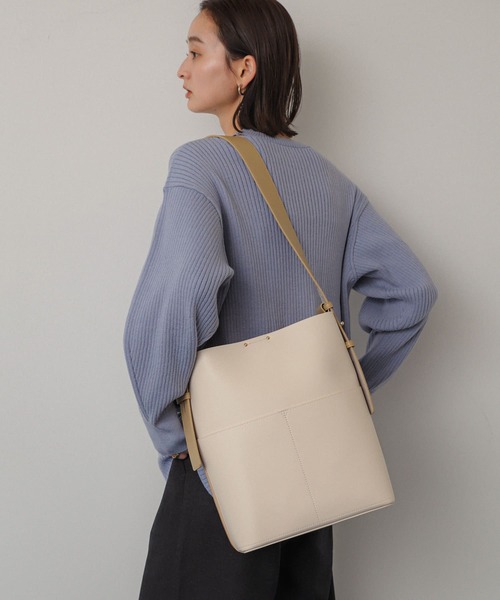 SENSE OF PLACE by URBAN RESEARCH（センスオブプレイスバイアーバンリサーチ）の「アウトポケットスクエアショルダーバッグ（ショルダーバッグ・レディース・ブラック/アイボリー/ブラウン・ONE）」の19枚目の写真