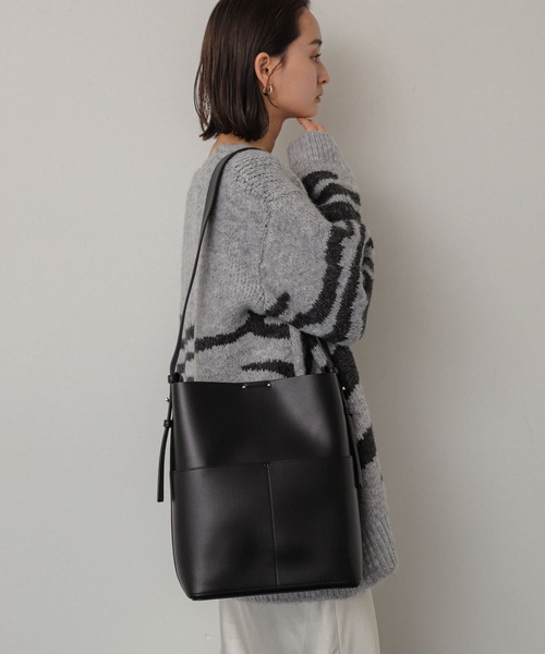 SENSE OF PLACE by URBAN RESEARCH（センスオブプレイスバイアーバンリサーチ）の「アウトポケットスクエアショルダーバッグ（ショルダーバッグ・レディース・ブラック/アイボリー/ブラウン・ONE）」の5枚目の写真