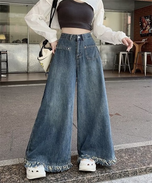 Dream garden(ドリームガーデン)の「裾フリンジワイドデニムパンツ(デニムパンツ・レディース・ブルー・3XL/XL/L/S/5XL/4XL/2XL)」の9枚目の写真