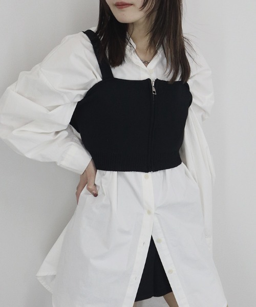 Reurie'（レウリィ）の「ZIP付ニットビスチェ／ zip knit bustier ノースリーブ キャミソール クロップド ミニ丈 レイヤード 重ね着 シンプル 大人カジュアル レディライク 韓国 グレー チャコール 黒 ブラック（キャミソール・レディース・ブラック/チャコールグレー・FREE）」の9枚目の写真