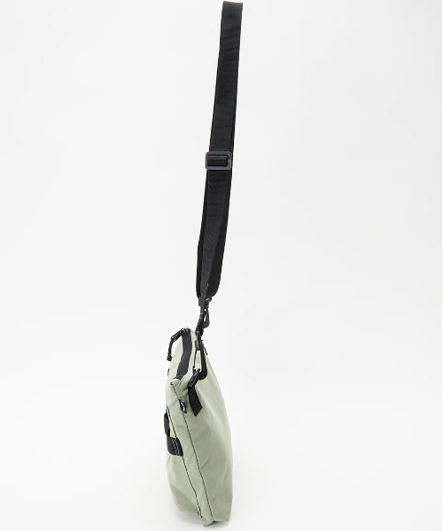 BILLABONG（ビラボン）の「BILLABONG メンズ SACOCHE SHOULDER L バッグ 【2024年秋冬モデル】/ビラボンロゴショルダーバック（ショルダーバッグ・メンズ・ミント/ブラック・FREE）」の8枚目の写真