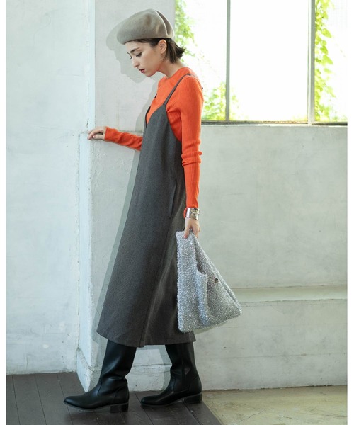 OPAQUE.CLIP(オペークドットクリップ)の「ウールライクVネックジャンパースカート【洗濯機洗い可】(ワンピース・レディース・グレー系3/チャコール・36/38/40/42)」の5枚目の写真