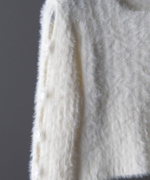 me+em select（ミームセレクト）の「【 ３color 】カットアウトスリットスリーブショートシャギーニット ／ cutout slit sleeve short shaggy knit（ニット/セーター・レディース・ブラック/グレー/ホワイト・FREE）」の12枚目の写真