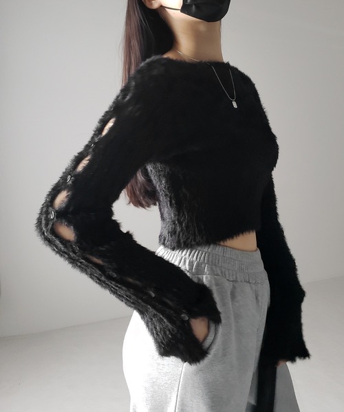 me+em select（ミームセレクト）の「【 ３color 】カットアウトスリットスリーブショートシャギーニット ／ cutout slit sleeve short shaggy knit（ニット/セーター・レディース・ブラック/グレー/ホワイト・FREE）」の6枚目の写真