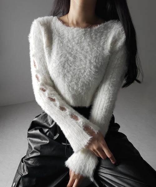 me+em select（ミームセレクト）の「【 ３color 】カットアウトスリットスリーブショートシャギーニット ／ cutout slit sleeve short shaggy knit（ニット/セーター・レディース・ブラック/グレー/ホワイト・FREE）」の16枚目の写真