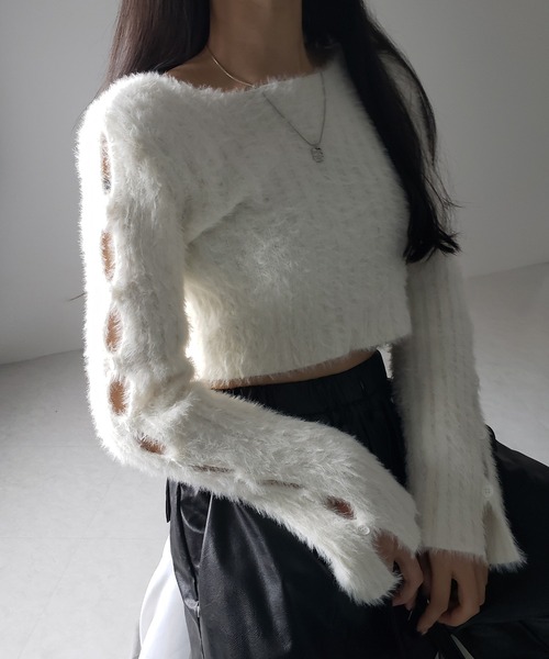 me+em select（ミームセレクト）の「【 ３color 】カットアウトスリットスリーブショートシャギーニット ／ cutout slit sleeve short shaggy knit（ニット/セーター・レディース・ブラック/グレー/ホワイト・FREE）」の17枚目の写真