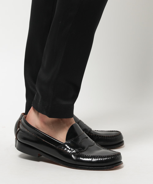 UNITED TOKYO（ユナイテッドトウキョウ）の「スーピマテーパードデニム（デニムパンツ・メンズ・ブルー/ブラック/ホワイト・2/3/1）」の11枚目の写真