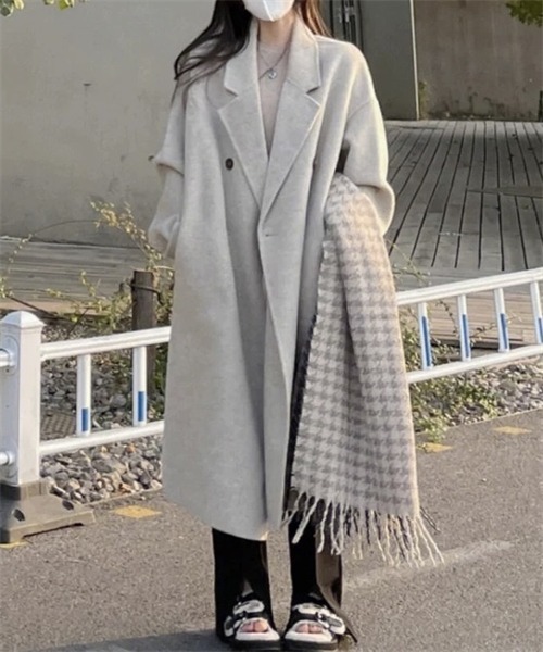 FREE STYLISTS（フリー スタイリスト）の「ピークドラペルロングコート（チェスターコート・レディース・アイボリー/ブラック・S/M/L/XL）」の9枚目の写真