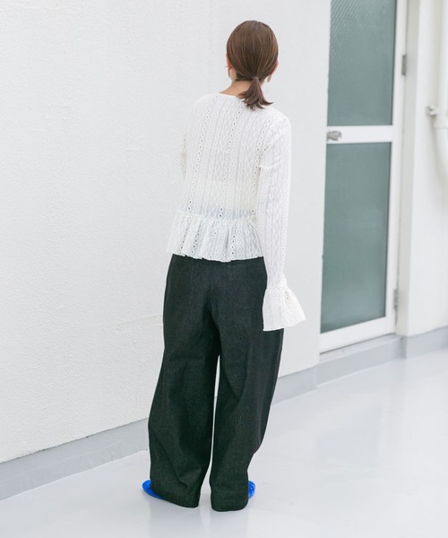 KBF（ケイビーエフ）の「ペプラムレーストップス（Tシャツ/カットソー・レディース・アイボリー/ブラック・ONE）」の15枚目の写真