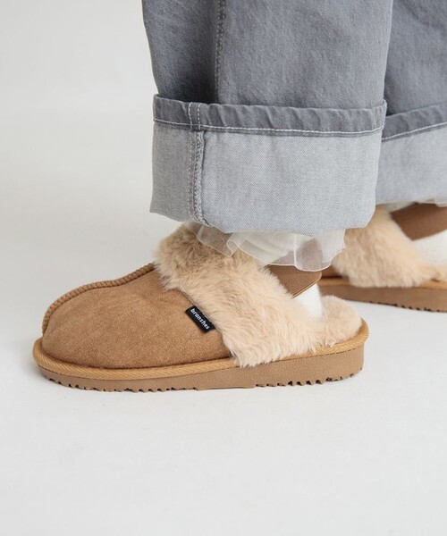 BRANSHES(ブランシェス)の「フェイクムートン×ファーサボサンダル(ブーツ・キッズ・キャメル/ブラック・17.0cm/16.0cm/20.0cm/18.0cm/19.0cm/21.0cm)」の21枚目の写真