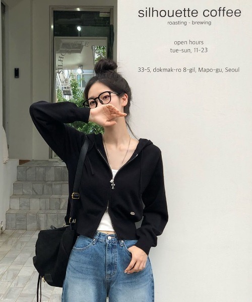 BEIDELLI（ベイデリー）の「[BELLIDE MADE] カイリ2WAYニットジップアップパーカー（パーカー・レディース・アイボリー/ブラック/ブラウン/バーガンディー/グレー・FREE）」の6枚目の写真
