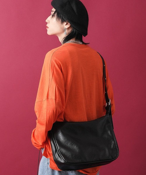 セール】an meets zakka 合成皮革ロッキンベルトショルダー
