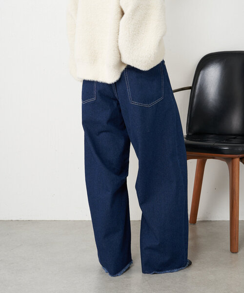 Jena espace merveilleux（ジェナ　エスパスメルヴェイユ）の「【低身長さんにも！】カーブデニムパンツ（その他パンツ・レディース・ネイビー/オフホワイト/サックスブルー・FREE）」の5枚目の写真