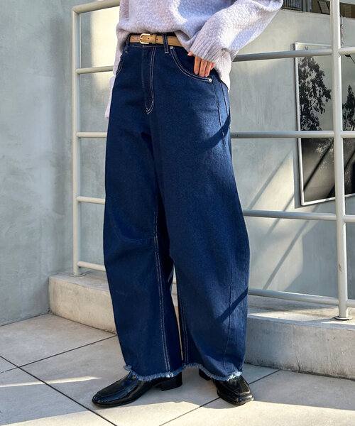 Jena espace merveilleux（ジェナ　エスパスメルヴェイユ）の「【低身長さんにも！】カーブデニムパンツ（その他パンツ・レディース・ネイビー/オフホワイト/サックスブルー・FREE）」の7枚目の写真