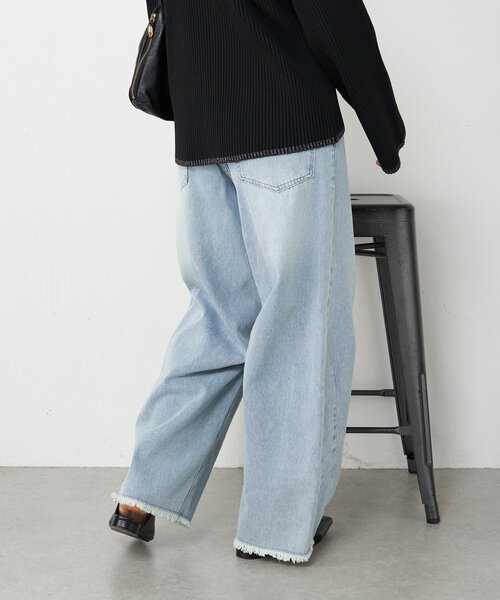 Jena espace merveilleux（ジェナ　エスパスメルヴェイユ）の「【低身長さんにも！】カーブデニムパンツ（その他パンツ・レディース・ネイビー/オフホワイト/サックスブルー・FREE）」の15枚目の写真
