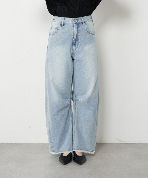 Jena espace merveilleux（ジェナ　エスパスメルヴェイユ）の「【低身長さんにも！】カーブデニムパンツ（その他パンツ・レディース・ネイビー/オフホワイト/サックスブルー・FREE）」の16枚目の写真