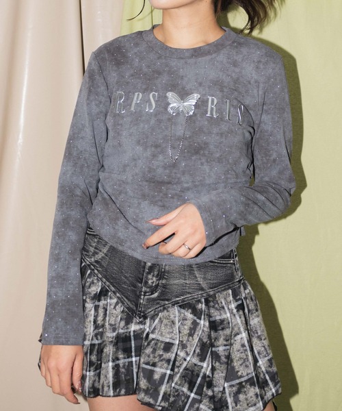 dispark（ディスパーク）の「DISPARK/【25年春夏新作】ビジューバタフライチェーントップス（Tシャツ/カットソー・レディース・チャコール/ベージュ・FREE）」の5枚目の写真