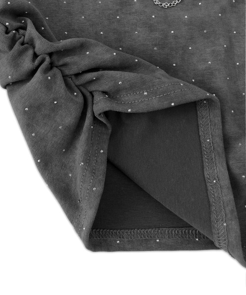 dispark（ディスパーク）の「DISPARK/【25年春夏新作】ビジューバタフライチェーントップス（Tシャツ/カットソー・レディース・チャコール/ベージュ・FREE）」の20枚目の写真