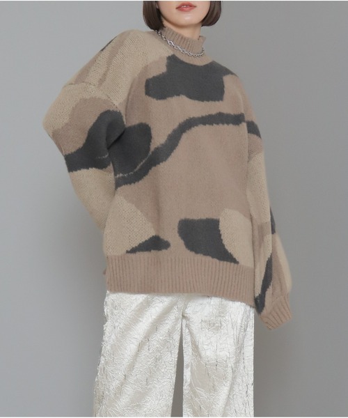 OandI（オーアンドアイ）の「総柄シャギーニットプルオーバー（ニット/セーター・レディース・グレイッシュベージュ/ブラック・FREE）」の21枚目の写真