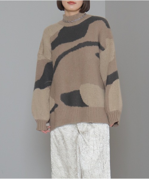 OandI（オーアンドアイ）の「総柄シャギーニットプルオーバー（ニット/セーター・レディース・グレイッシュベージュ/ブラック・FREE）」の22枚目の写真