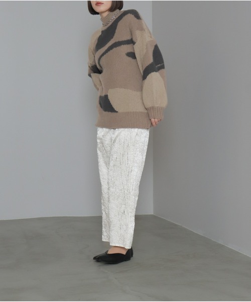 OandI（オーアンドアイ）の「総柄シャギーニットプルオーバー（ニット/セーター・レディース・グレイッシュベージュ/ブラック・FREE）」の19枚目の写真