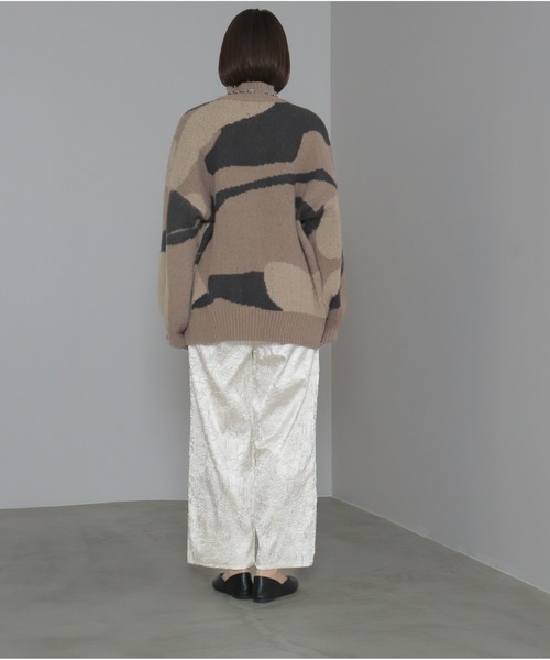 OandI（オーアンドアイ）の「総柄シャギーニットプルオーバー（ニット/セーター・レディース・グレイッシュベージュ/ブラック・FREE）」の20枚目の写真