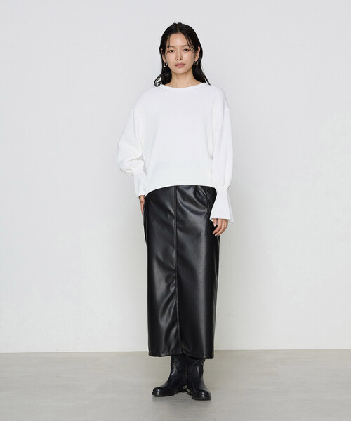 COMME CA(コムサ)の「コットンポリエステル フレアスリーブニット(ニット/セーター・レディース・ブラック/オフホワイト・9号)」の4枚目の写真