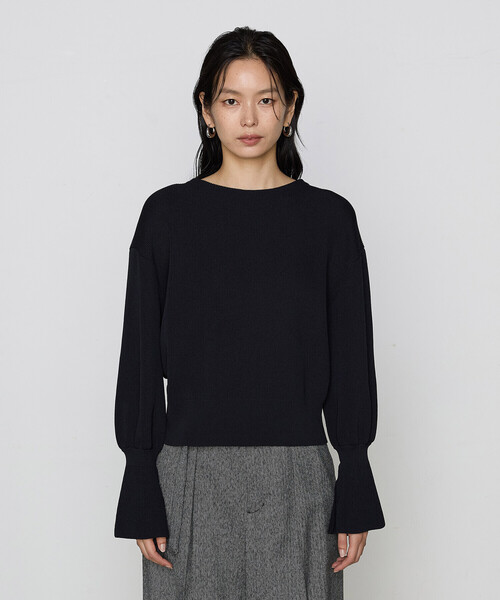 COMME CA(コムサ)の「コットンポリエステル フレアスリーブニット(ニット/セーター・レディース・ブラック/オフホワイト・9号)」の10枚目の写真